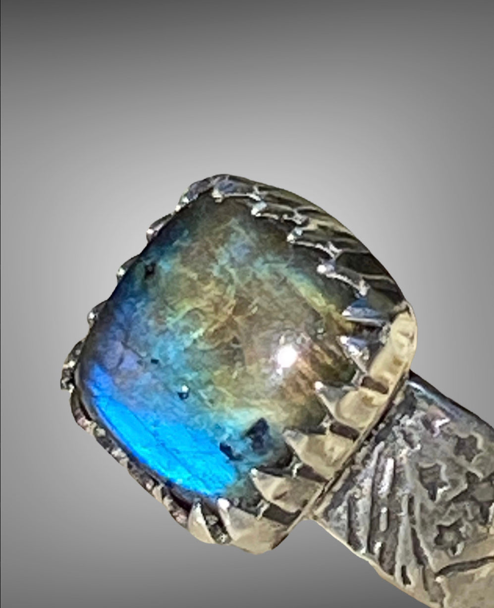 Handmade Labradorite Ring