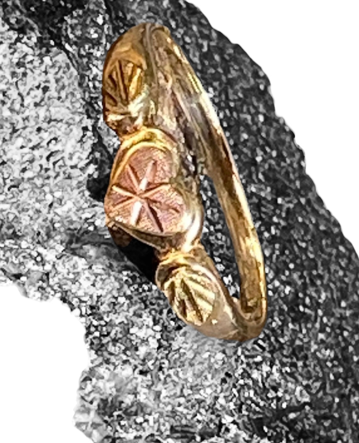 Antique 10K Gold Sweetheart Ring