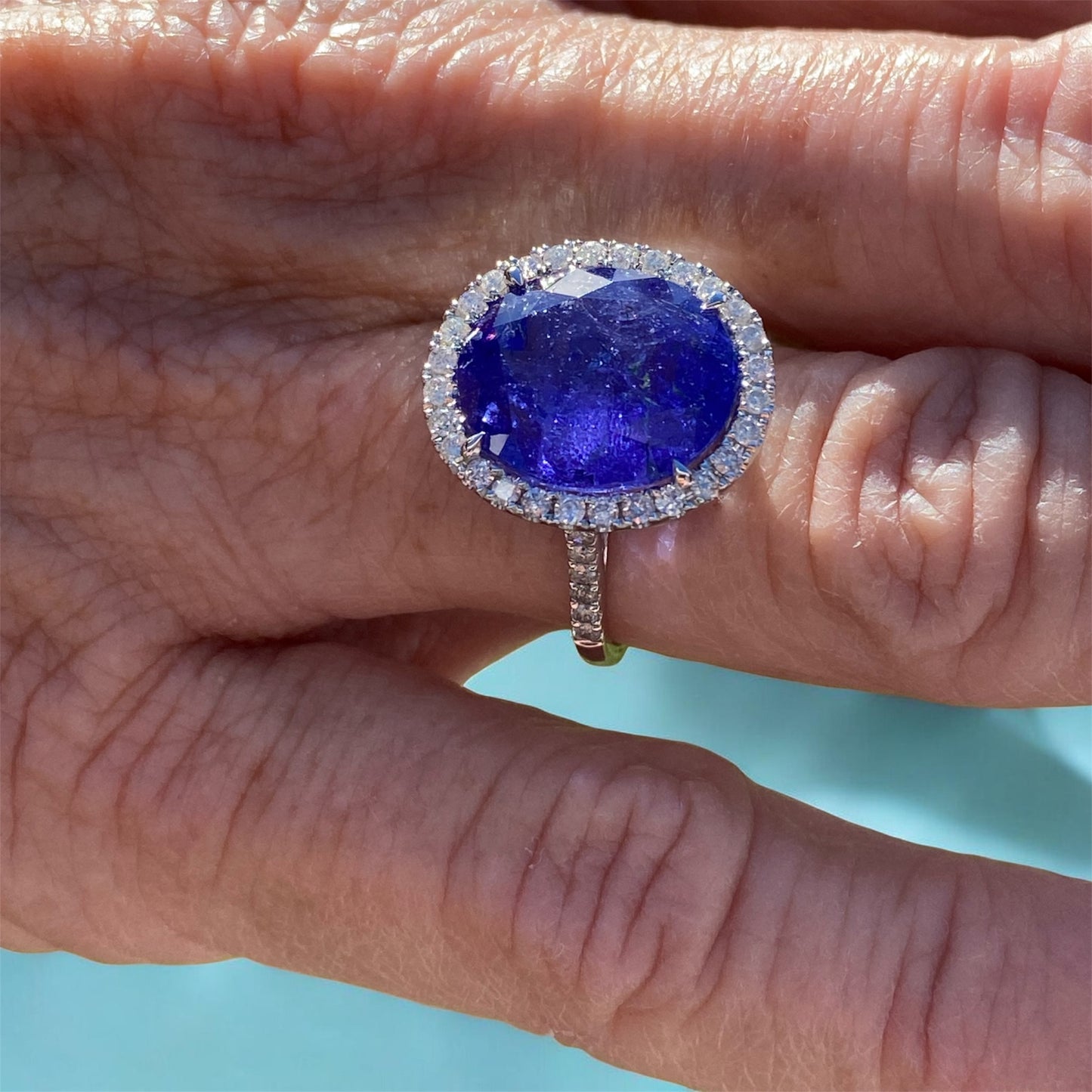 14K White Gold 10.24ct Tanzanite & Diamond Statement Ring