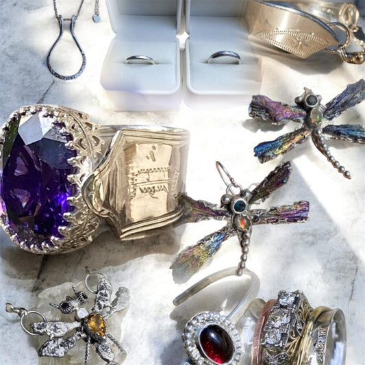 Handcrafted custom sterling silver jewellery commissions featuring gemstones, heirloom redesigns and bespoke artisan creations.