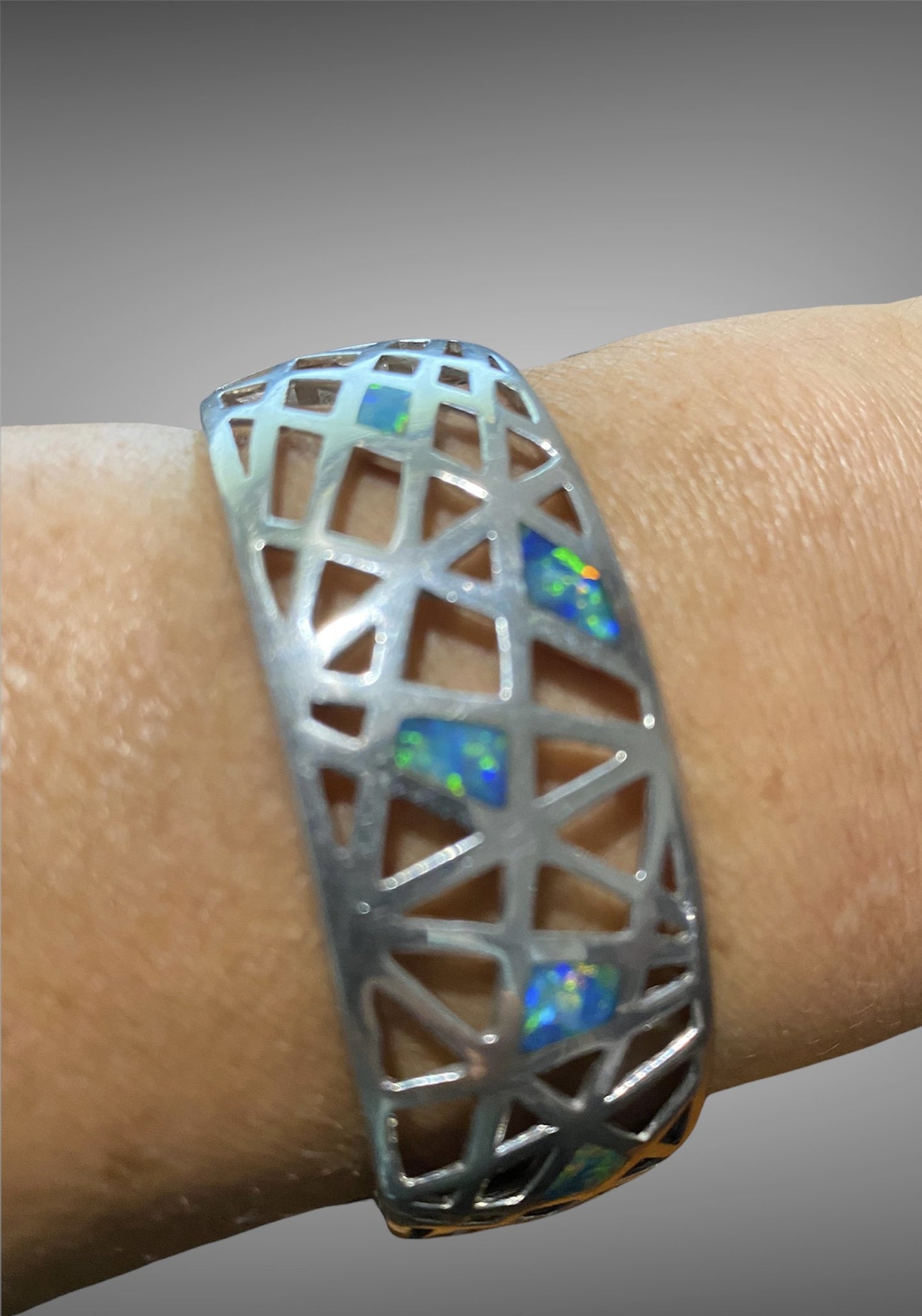 STERLING SILVER SOUTH AUSTRALIAN OPAL INLAY BANGLE