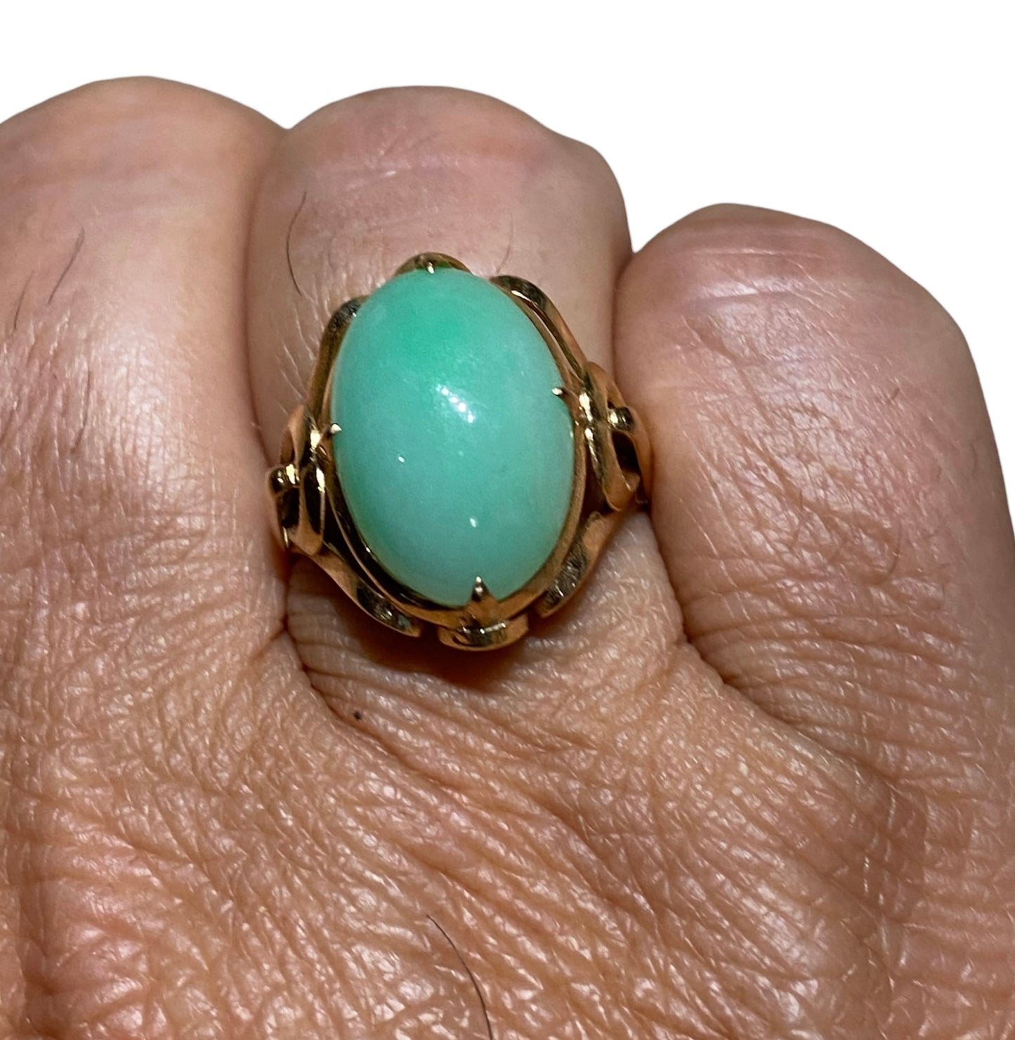 Vintage 18K Gold Natural Jadeite Jade Cabochon Ring Translucent Green Jade
