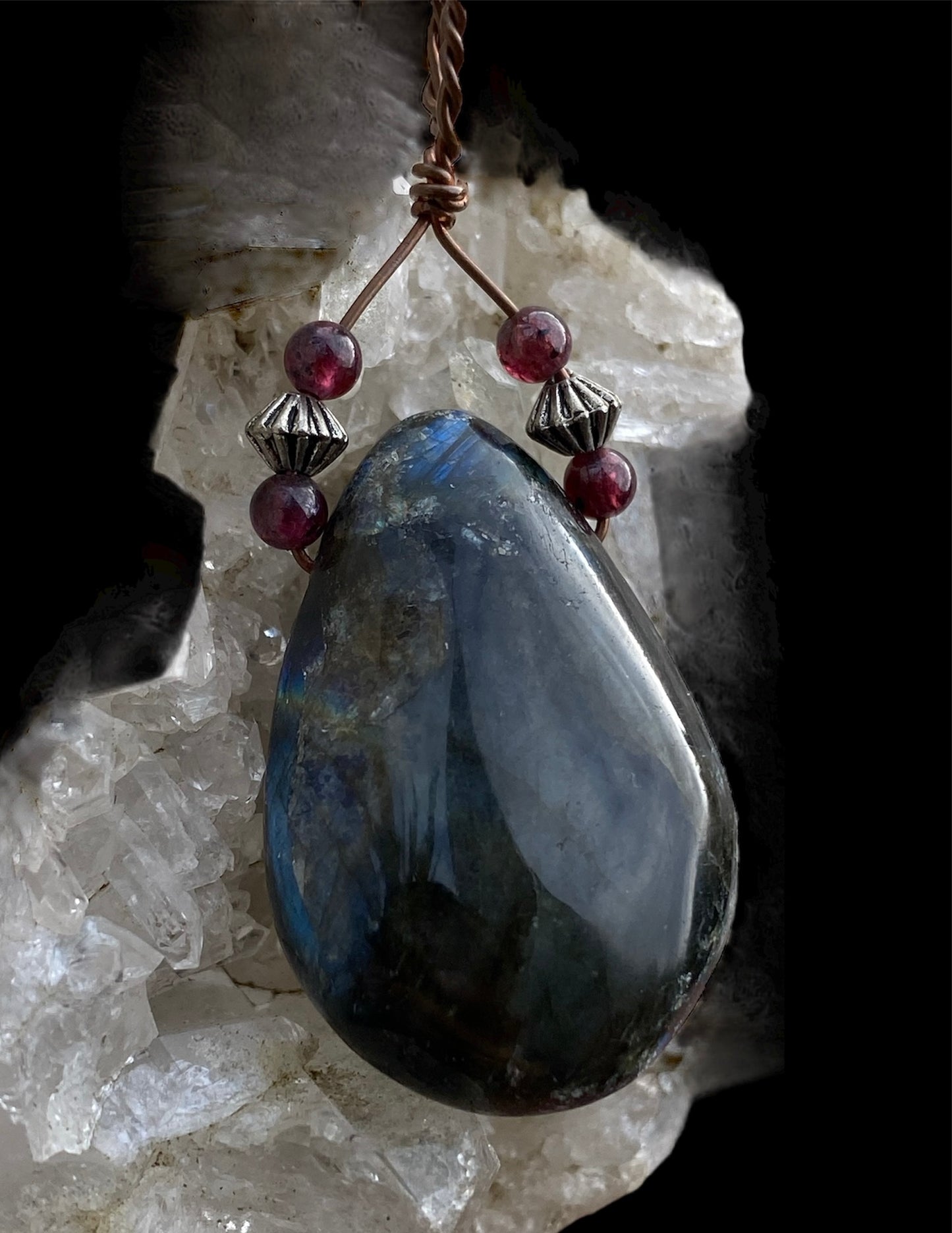 Labradorite with Garnet Bead Copper Necklace