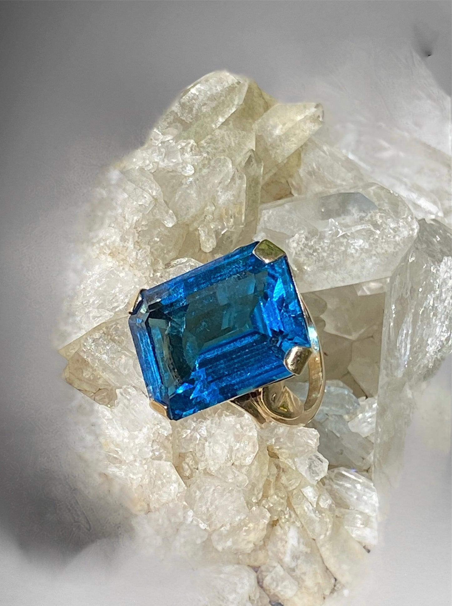 Estate London Blue Topaz Ring in 10K Gold – Oversized Emerald Cut Cocktail Statement Ring