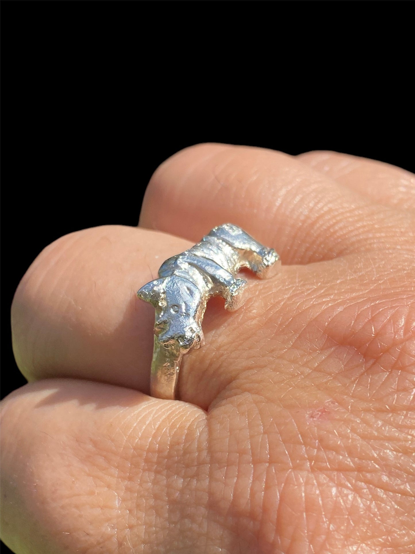 Handcrafted Sterling Silver Rhino Ring – Sand Cast One-of-a-Kind Rhino Ring – Oxidised Silver Animal Ring – Size 10