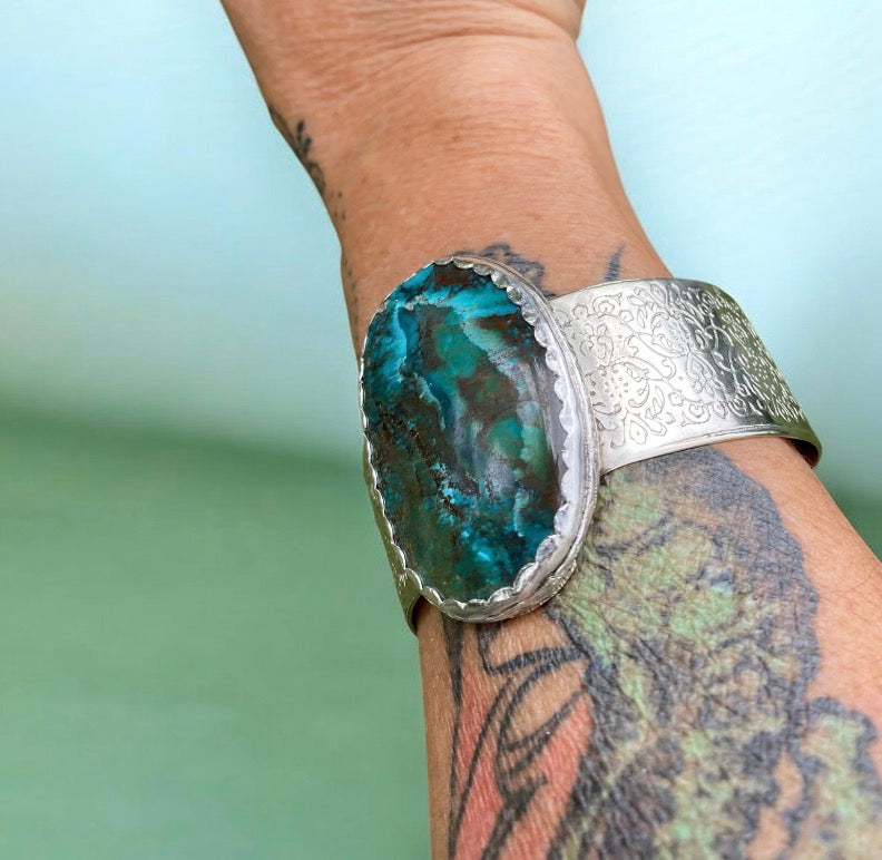 60.50ct Turquoise & Sterling Silver Statement Cuff