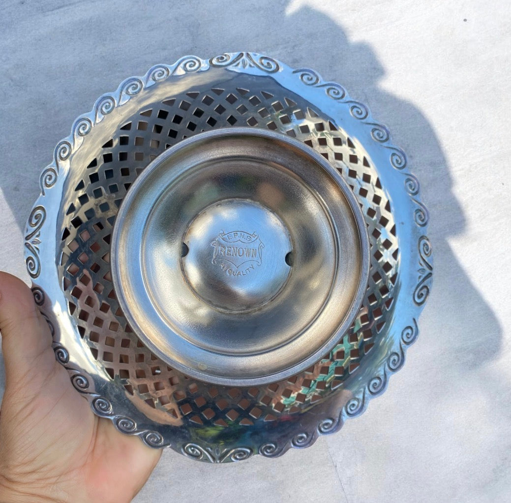Vintage Australian Renown EPNS A1 Pierced Pedestal Bowl