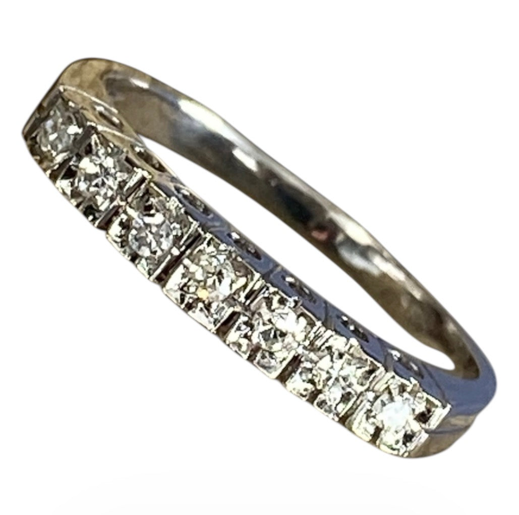 Vintage 7 Diamond Half Eternity Ring – 14K White Gold (Size 5)