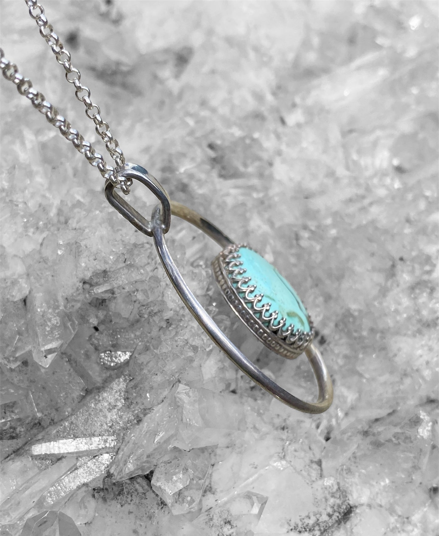 Handmade 12ct Turquoise Round Cabochon Circle Pendant