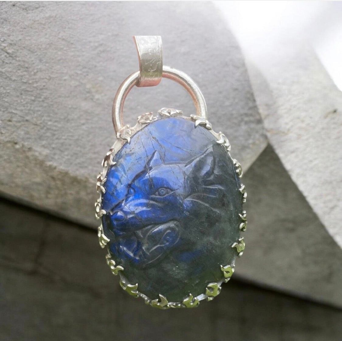 Handcrafted Wolf Labradorite Pendant Sterling Silver Blue Flash Gemstone