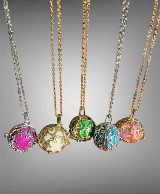 Aromatherapy Essential Oil Diffuser Locket Necklace
