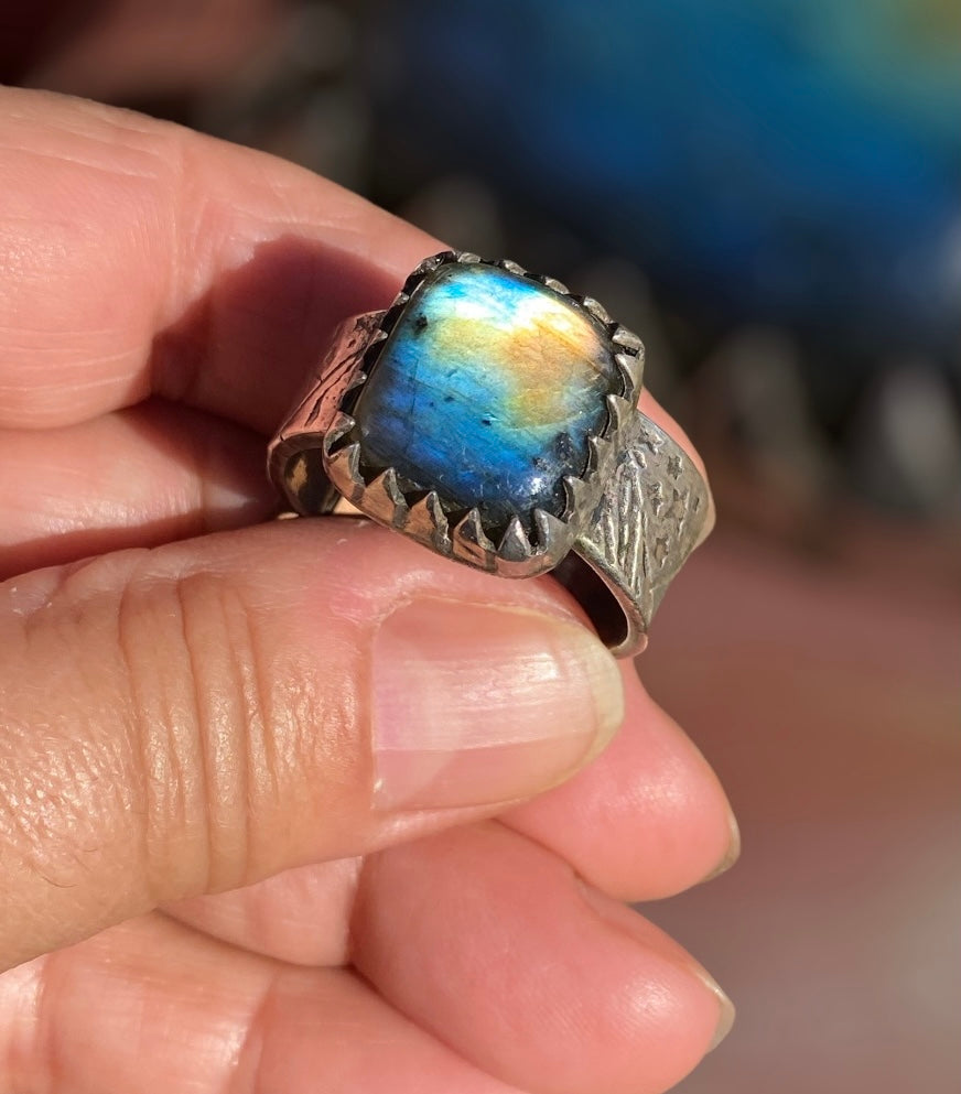 Handmade Labradorite Ring