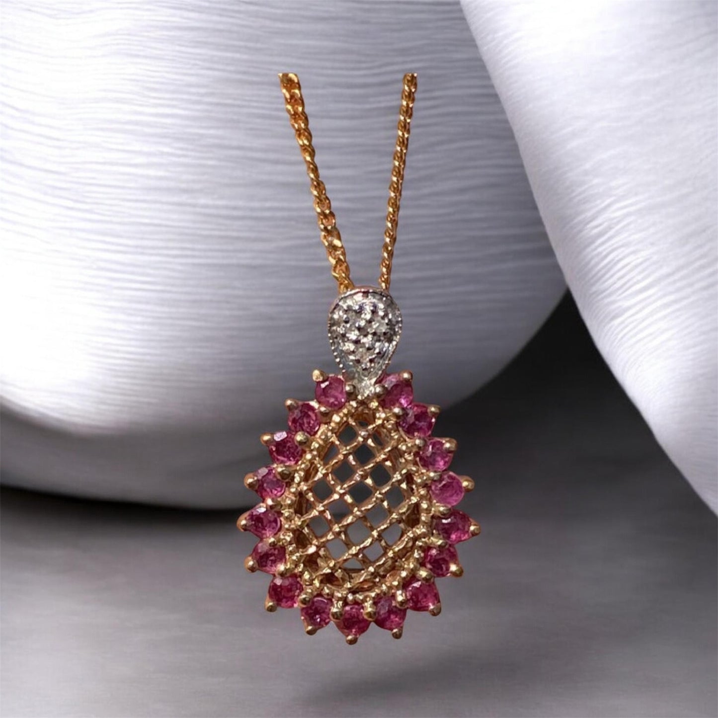 Vintage 10K Gold Ruby & Diamond Pendant Necklace