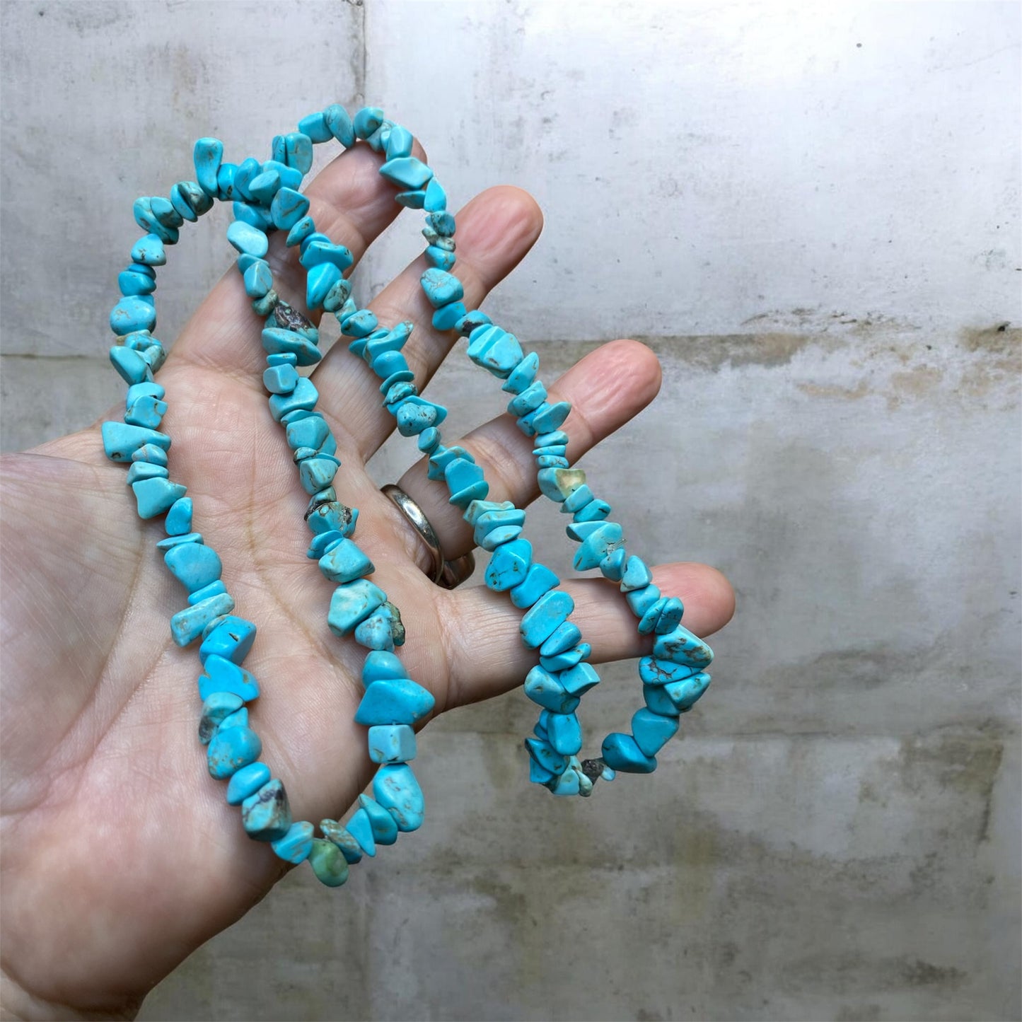 Vintage Natural Turquoise Chip Bead Necklace 60cm