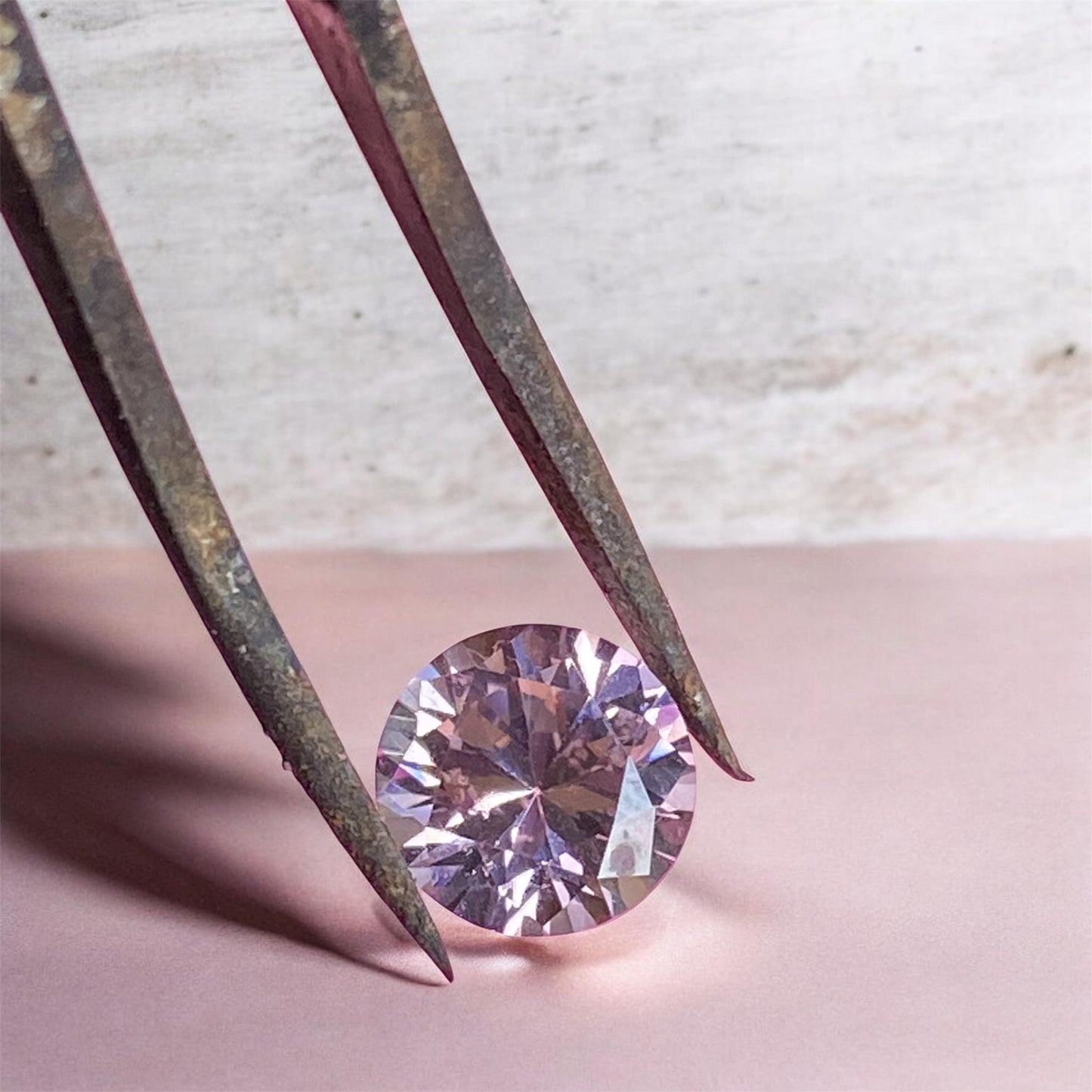 YAG Round Faceted Gemstone 2.90ct 8mm Pink Lilac sold
