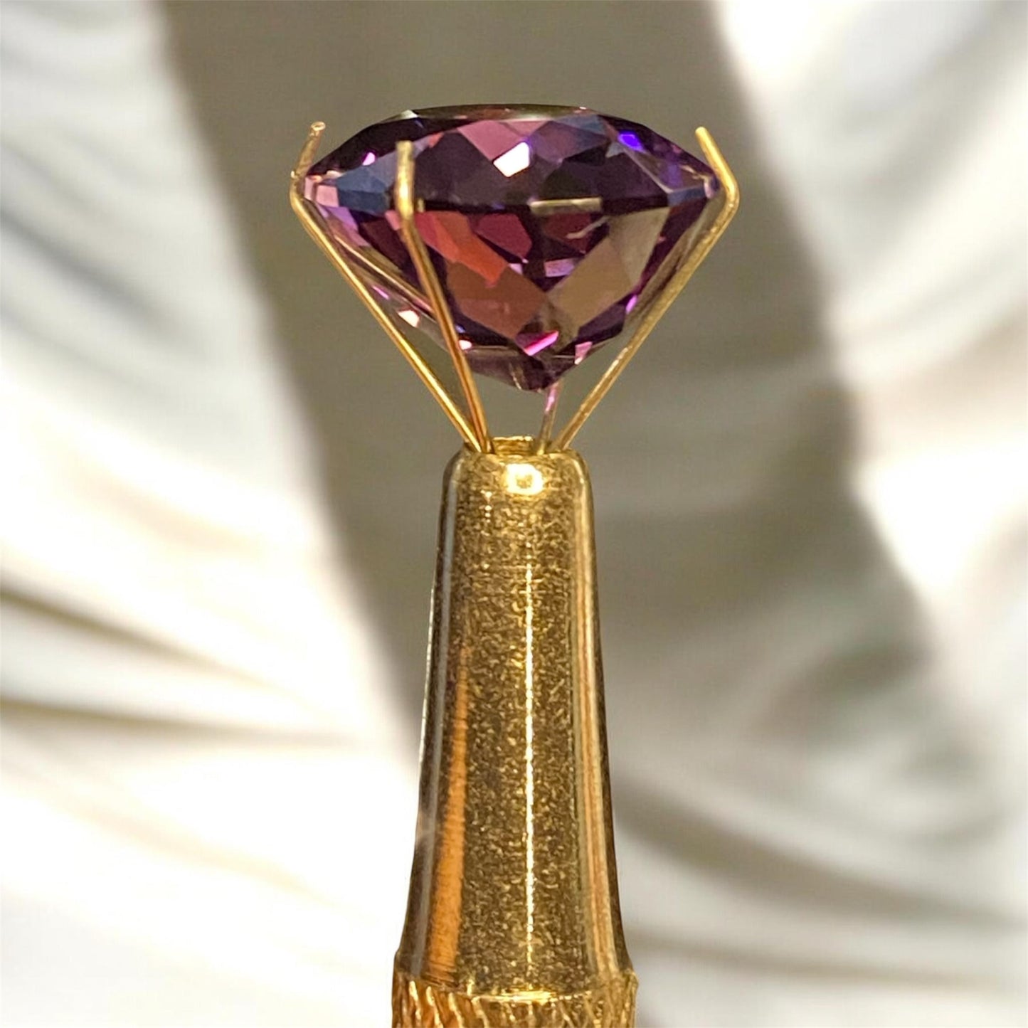 Natural 8.05ct Faceted Amethyst Loose Gemstone 20 x 12mm