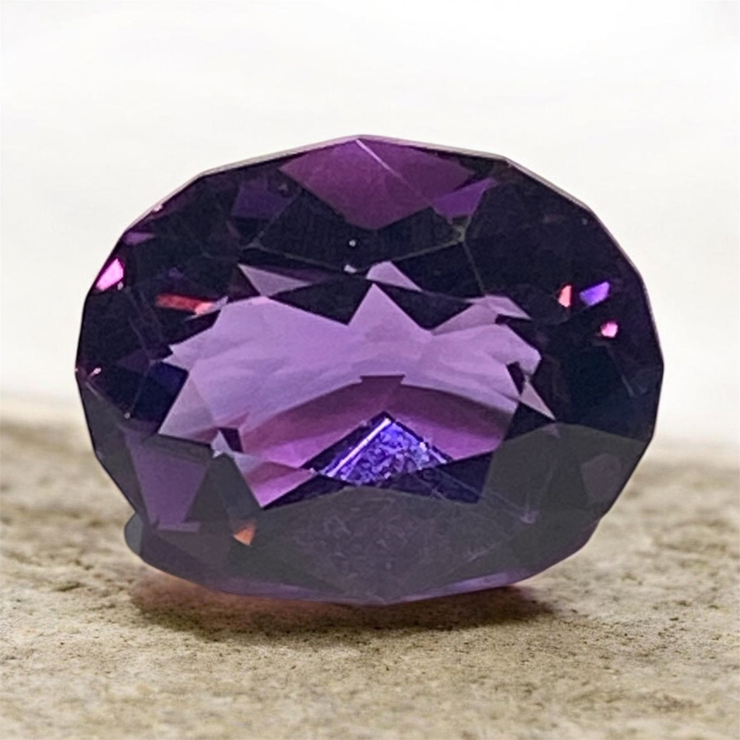 Natural 8.05ct Faceted Amethyst Loose Gemstone 20 x 12mm