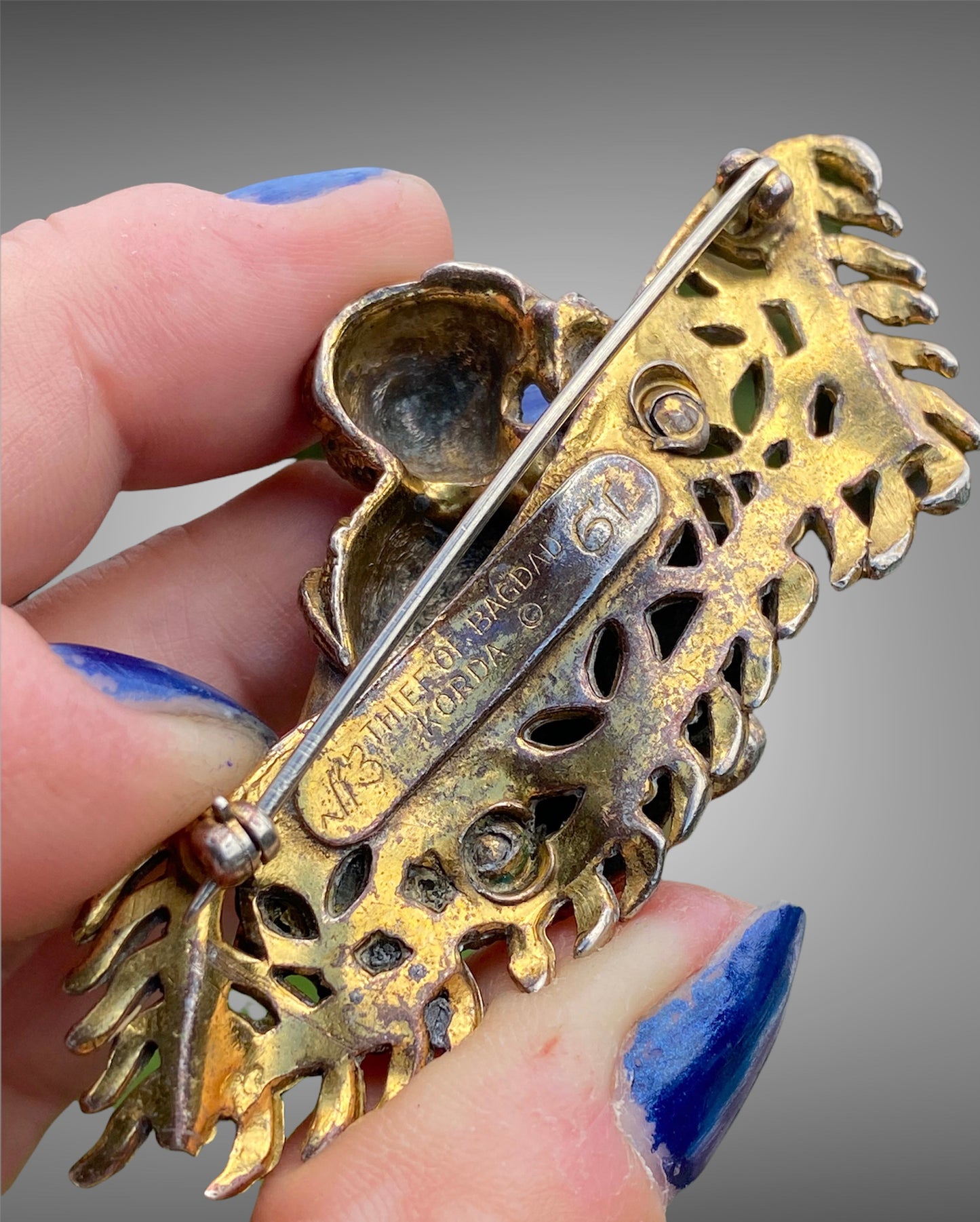 Vintage Rare 1940's Thief of Bagdad Magic Flying Carpet Pin Brooch sold
