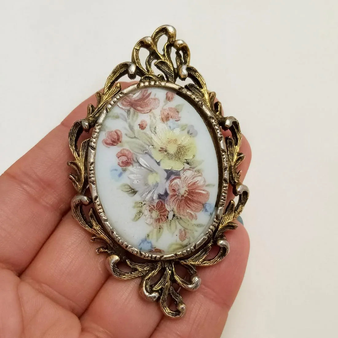 Vintage Painted Flowers Brooch Pendant