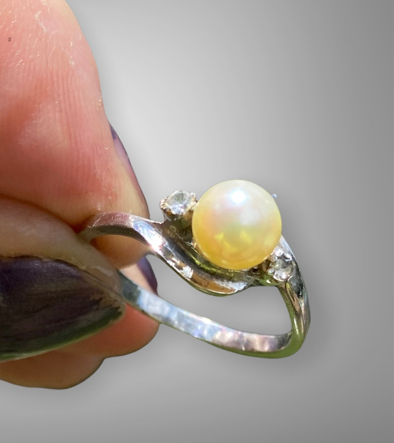 Vintage c1950’s 9ct White Gold Pearl Ring