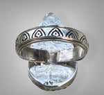 Handmade Tear-shaped Chrysoprase Ring