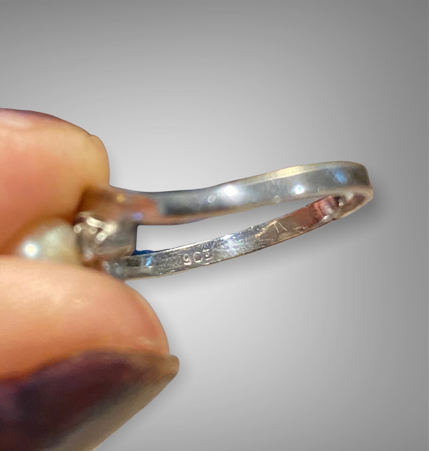 Vintage c1950’s 9ct White Gold Pearl Ring