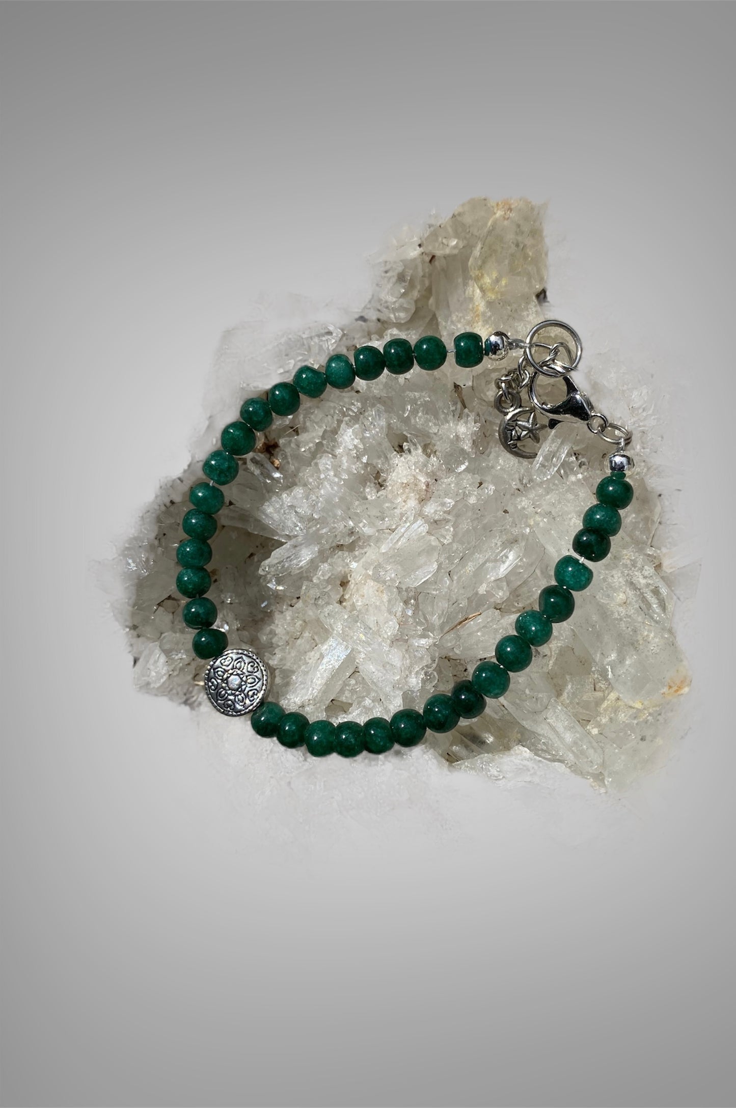 Green Jade Bead Bracelet