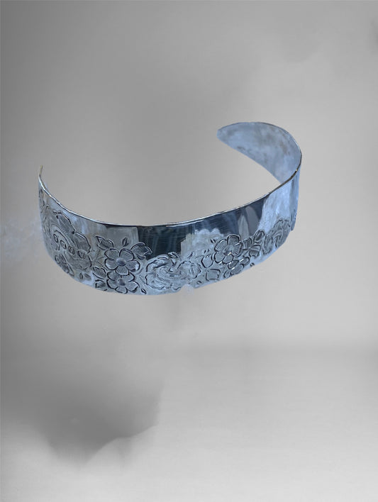 Vintage 1893 Silver Plate Knife Cuff sold