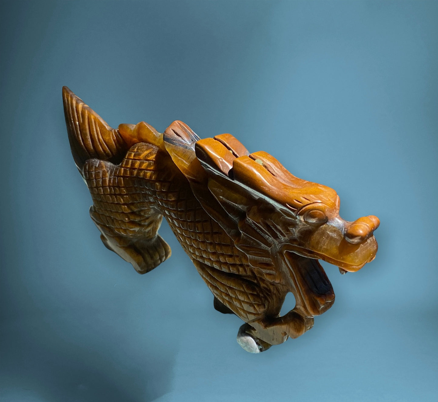 Natural Crystal Stone Dragon Carving