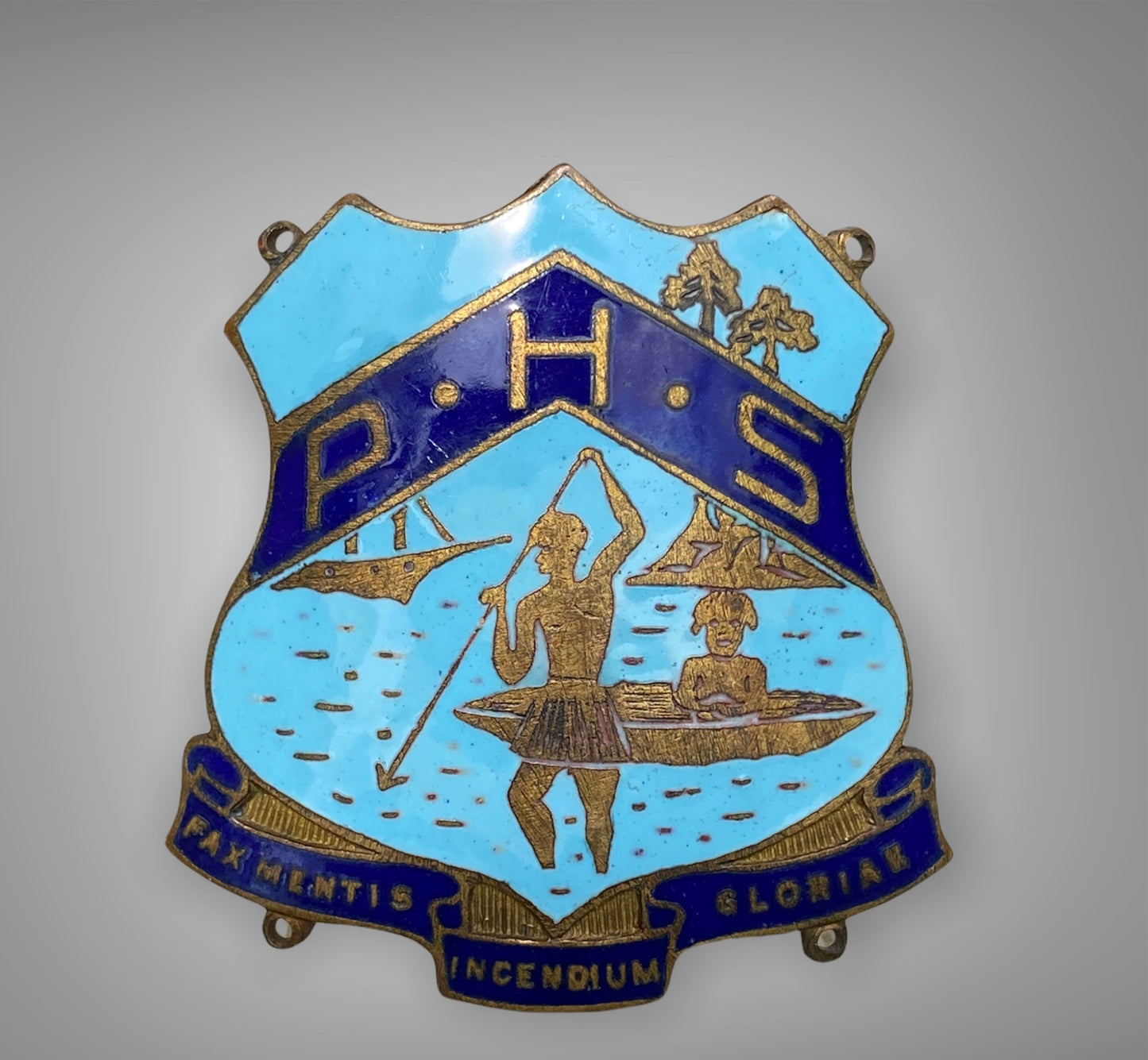 Vintage Shield P.H.S Parramatta High School ‘Fax mentis incendium gloriae’