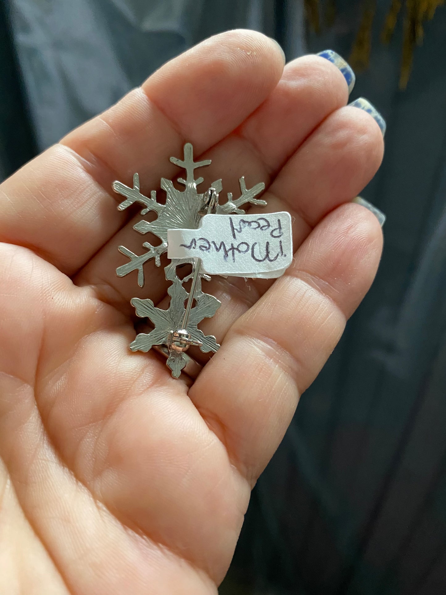Vintage Snowflake & Mother of Pearl Brooch