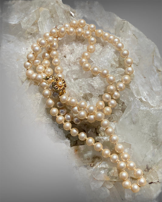 Vintage 90cm Long Pearl Necklace